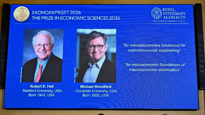 Holu i Vudfordu Nobel za ekonomiju